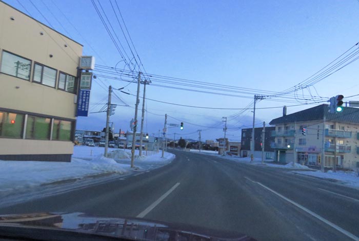 webnews今朝の北見/無加川橋を渡り南大通り交差点方向