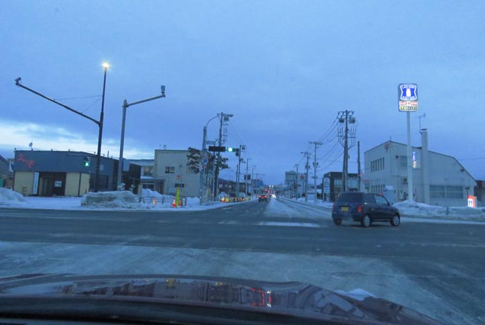 webnews今朝の北見/交差点から奥は常呂方面