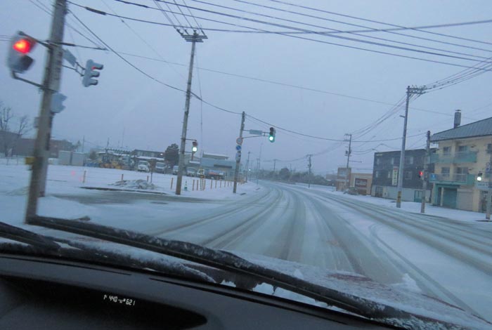 webnews今朝の北見/無加川橋を渡り南大通り交差点方向