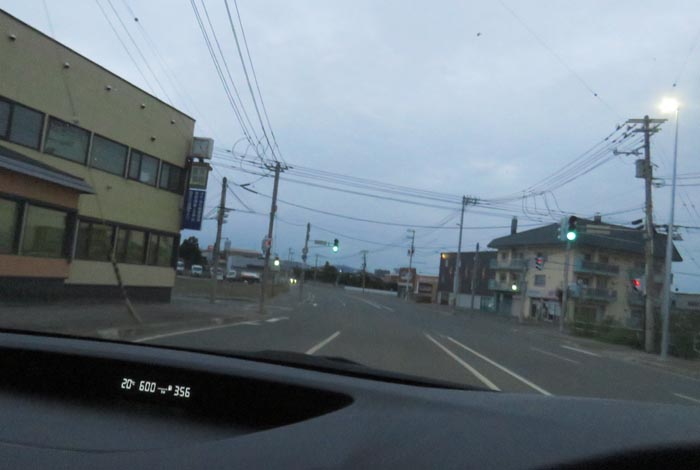 webnews今朝の北見/無加川橋を渡り南大通り交差点方向