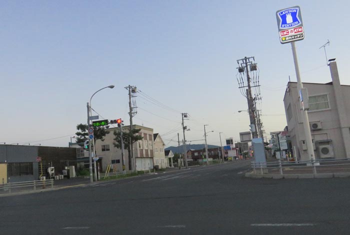 webnews今朝の北見/交差点から奥は常呂方面